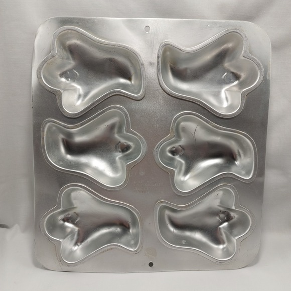 Wilton Other - Vintage 1991 Wilton Mini Ghost Cake Pan 6 Cavity Halloween Baking Mold 2105-3845